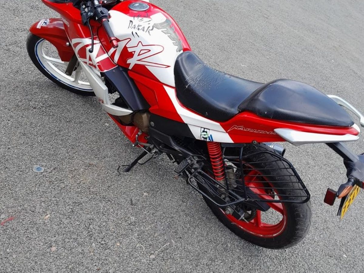 2019 Hero Karizma ZMR — photo 6