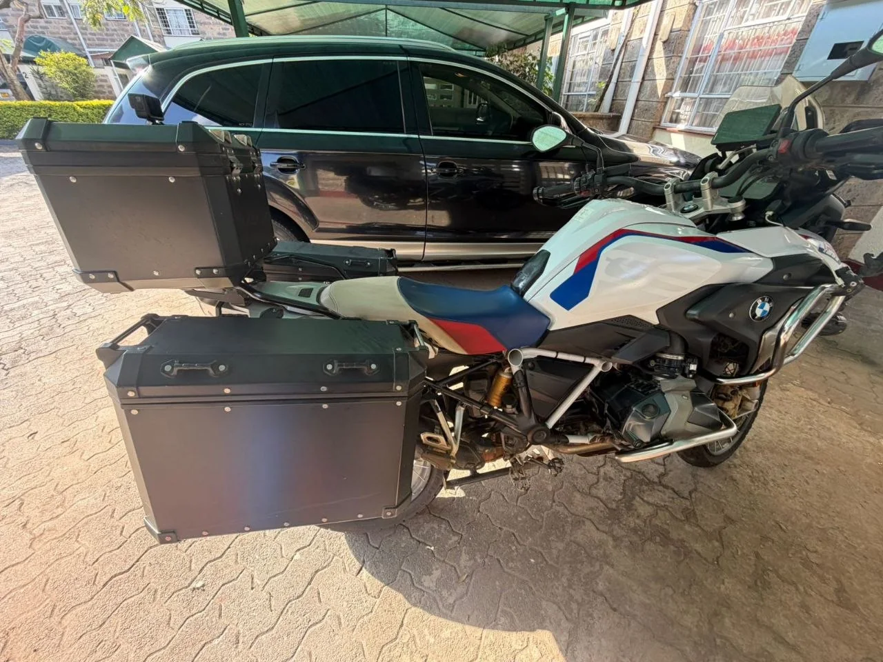2021 BMW R1250GS — photo 4